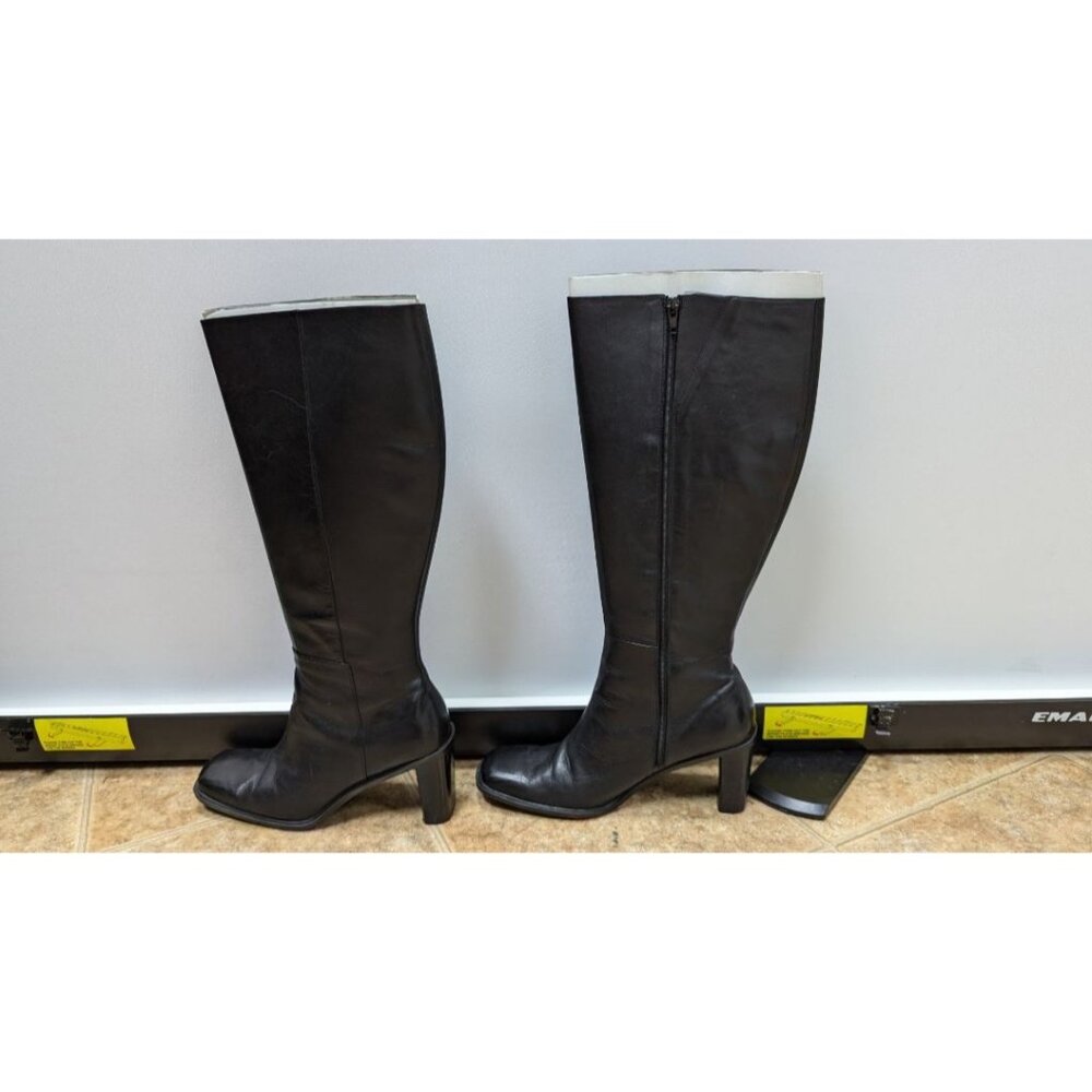 Classic Black Knee-High Heeled Boots
